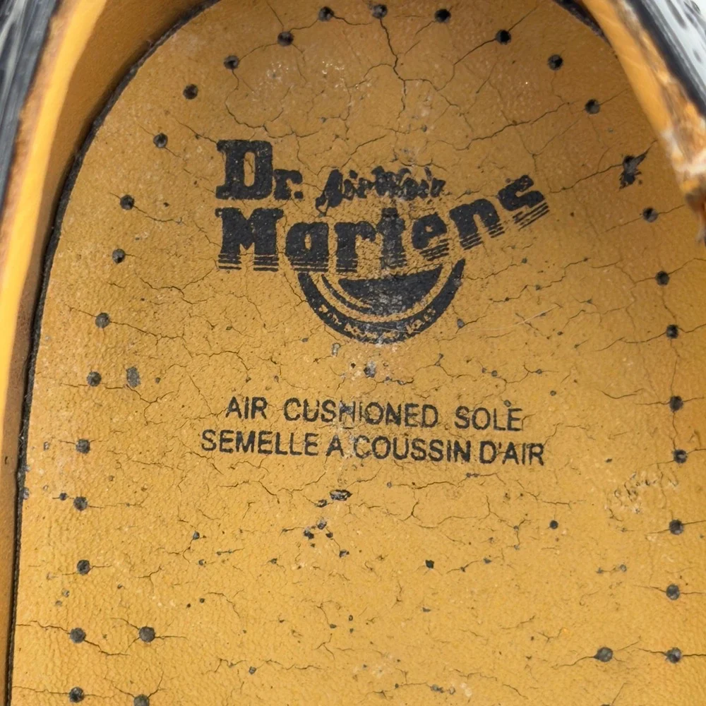 Dr. Martens 3989 Bex Wingtip Brogues Black White Leather Shoes Womens 9